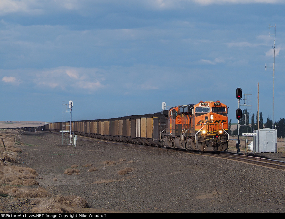 BNSF 7812
